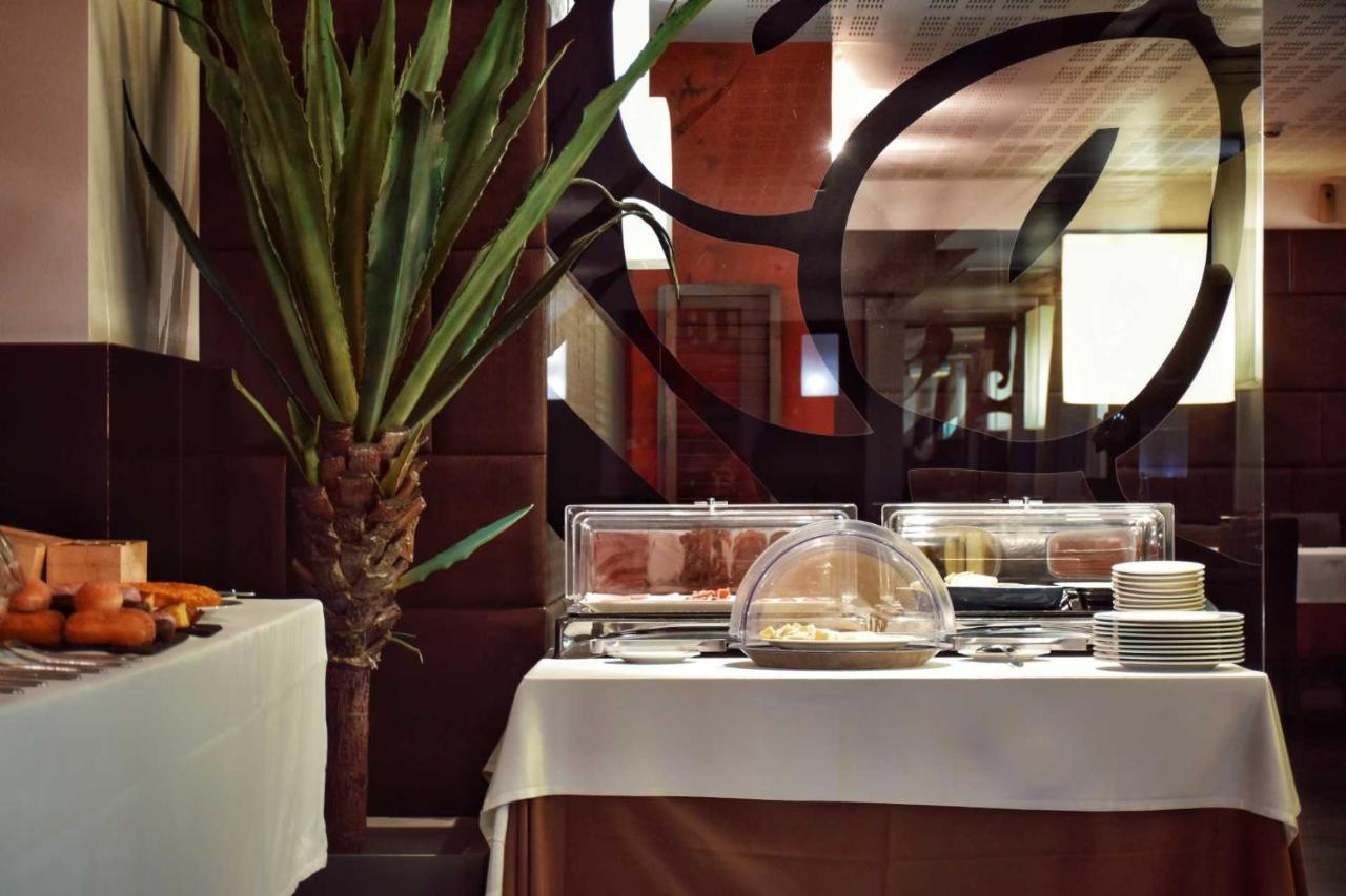 Hotel Alda Carril ビラガルシーア・デ・アロウサ エクステリア 写真